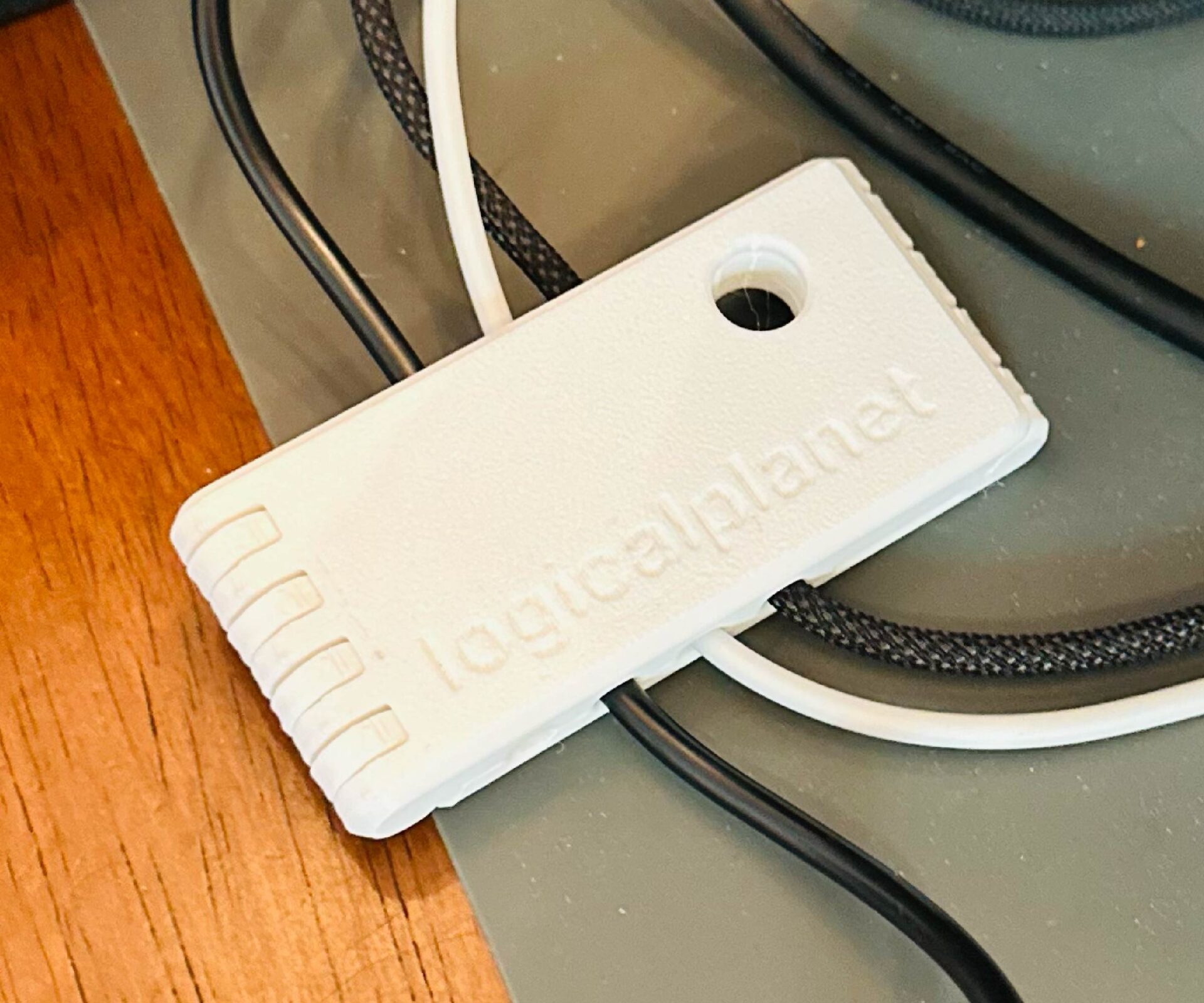 Lockable USB Cable Clasp Version 2.0