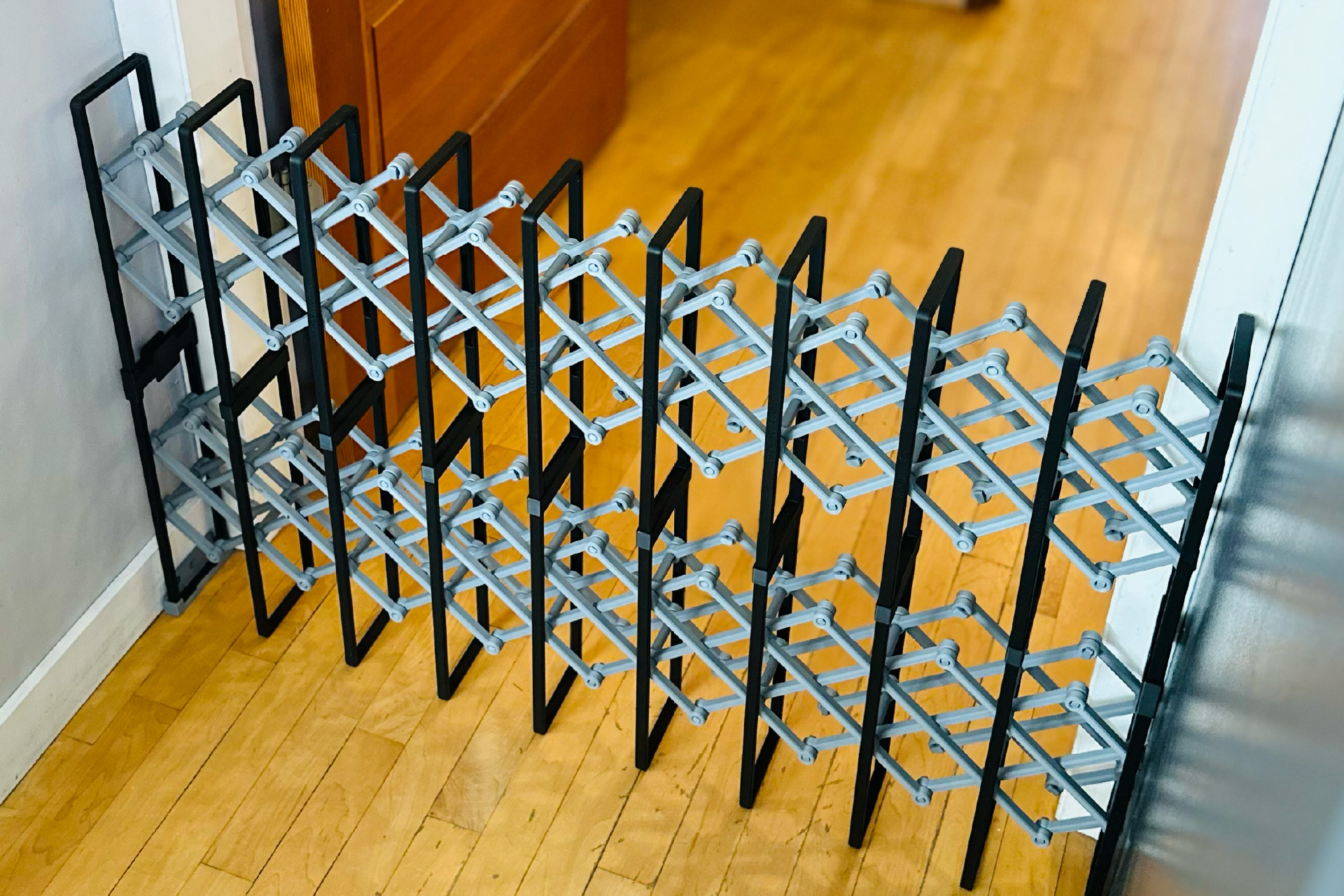 Logical Scissor Gate